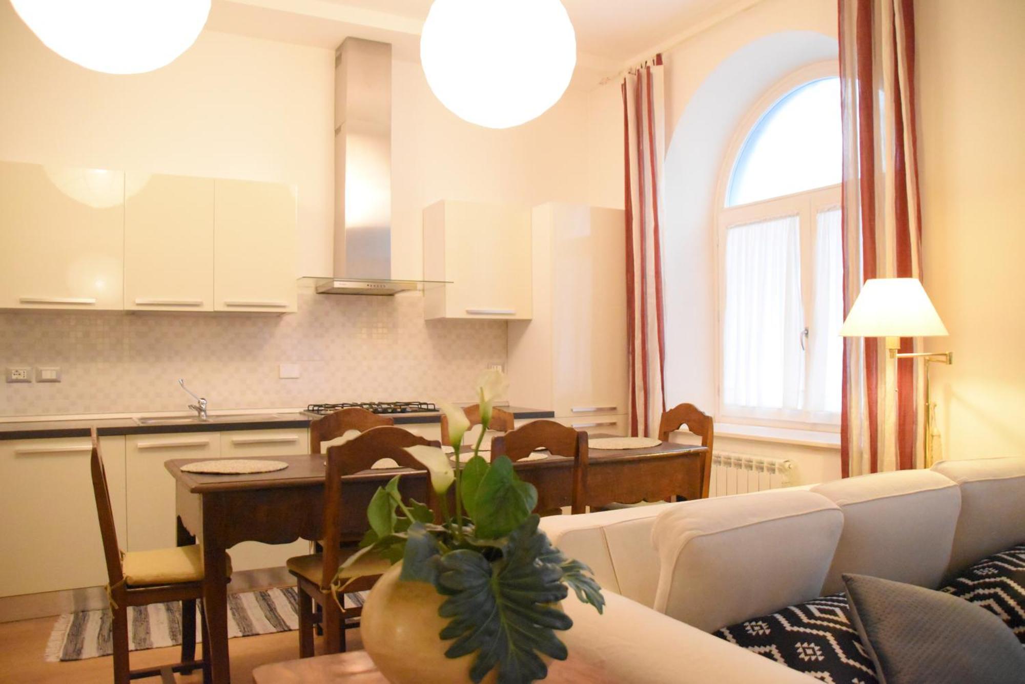 Loft With Private Parking Apartment ตรีเอสเต ภายนอก รูปภาพ